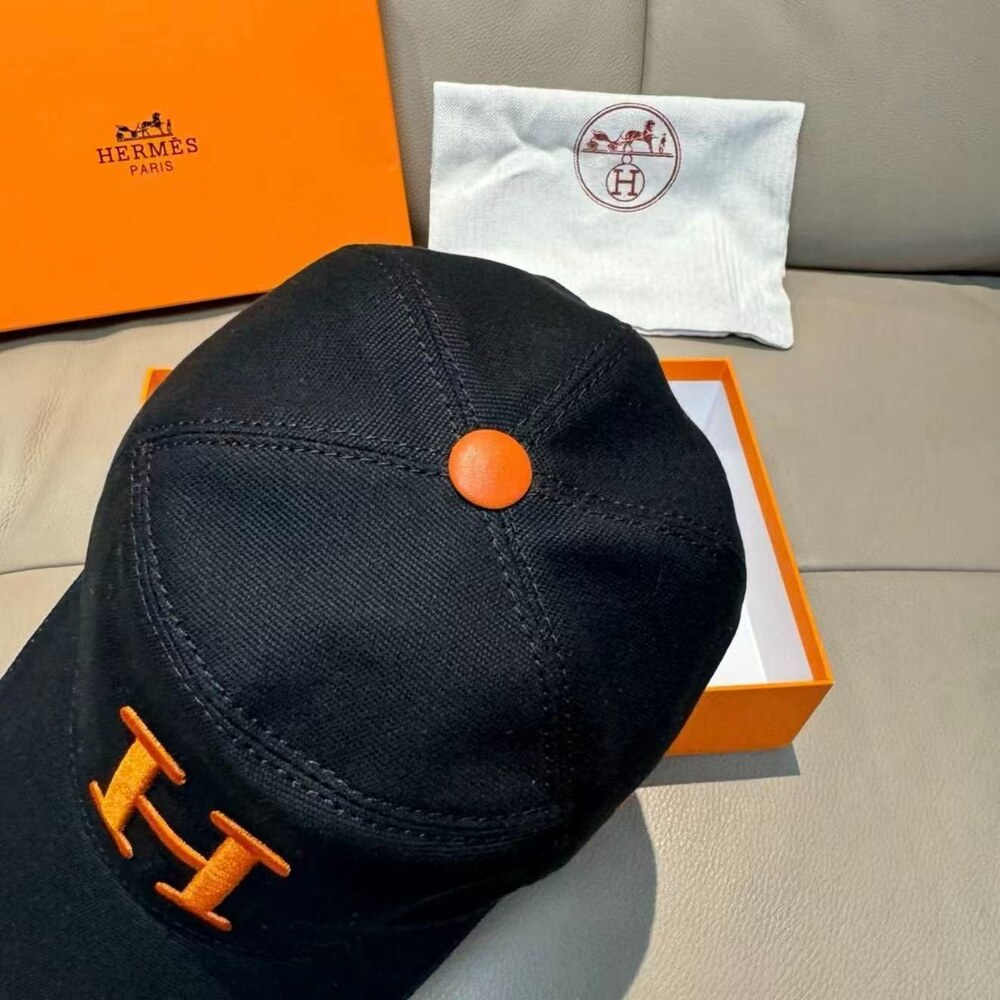 Hermès H Logo Black Cotton Baseball Cap - Picture 6 of 8